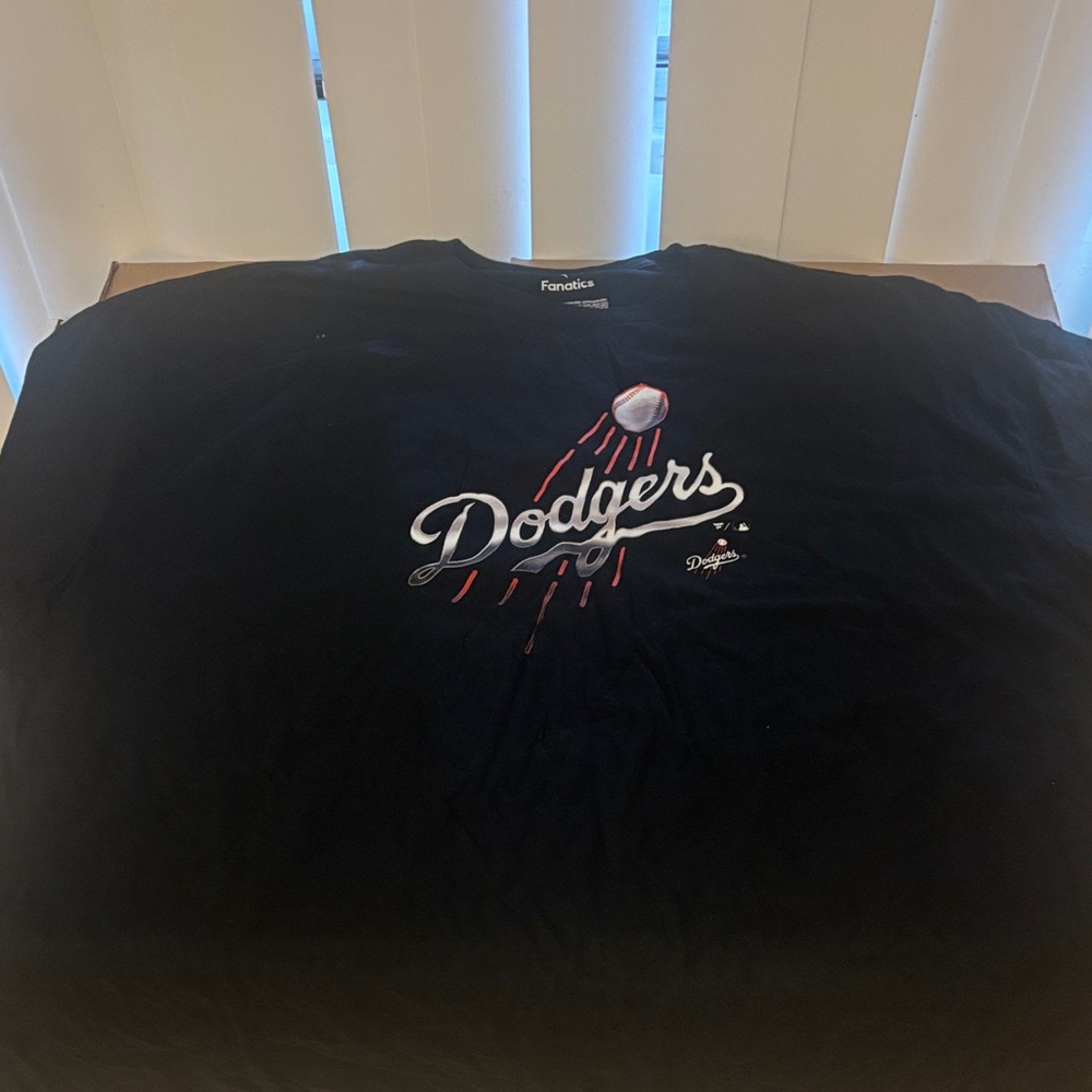 LA dodgers Shohei Ohtani black tshirt